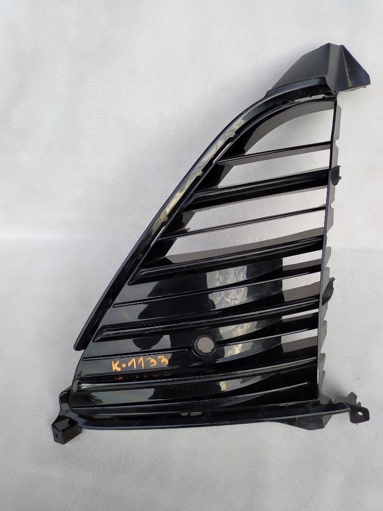 фото №1, Toyota mirai решётка радиатора решётка правая