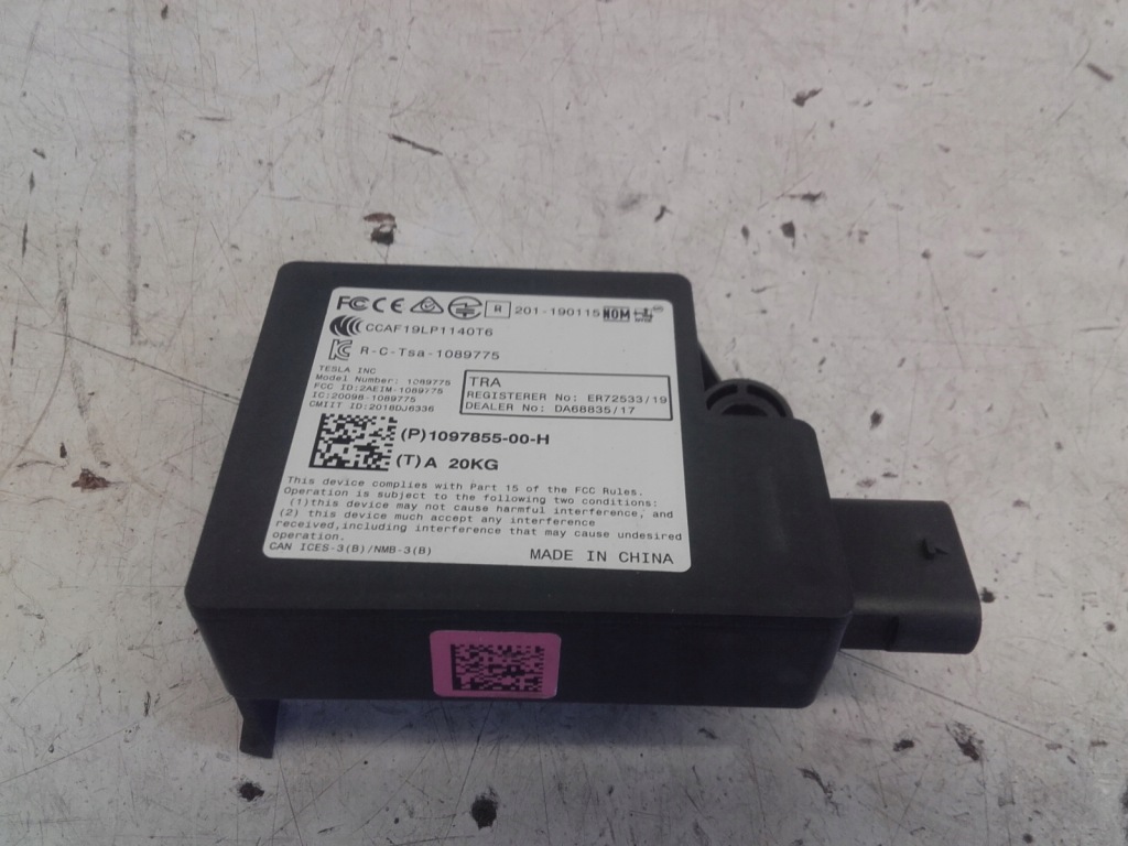 Купити Tesla y 3 радар задній наближення ble 1097855-00-h