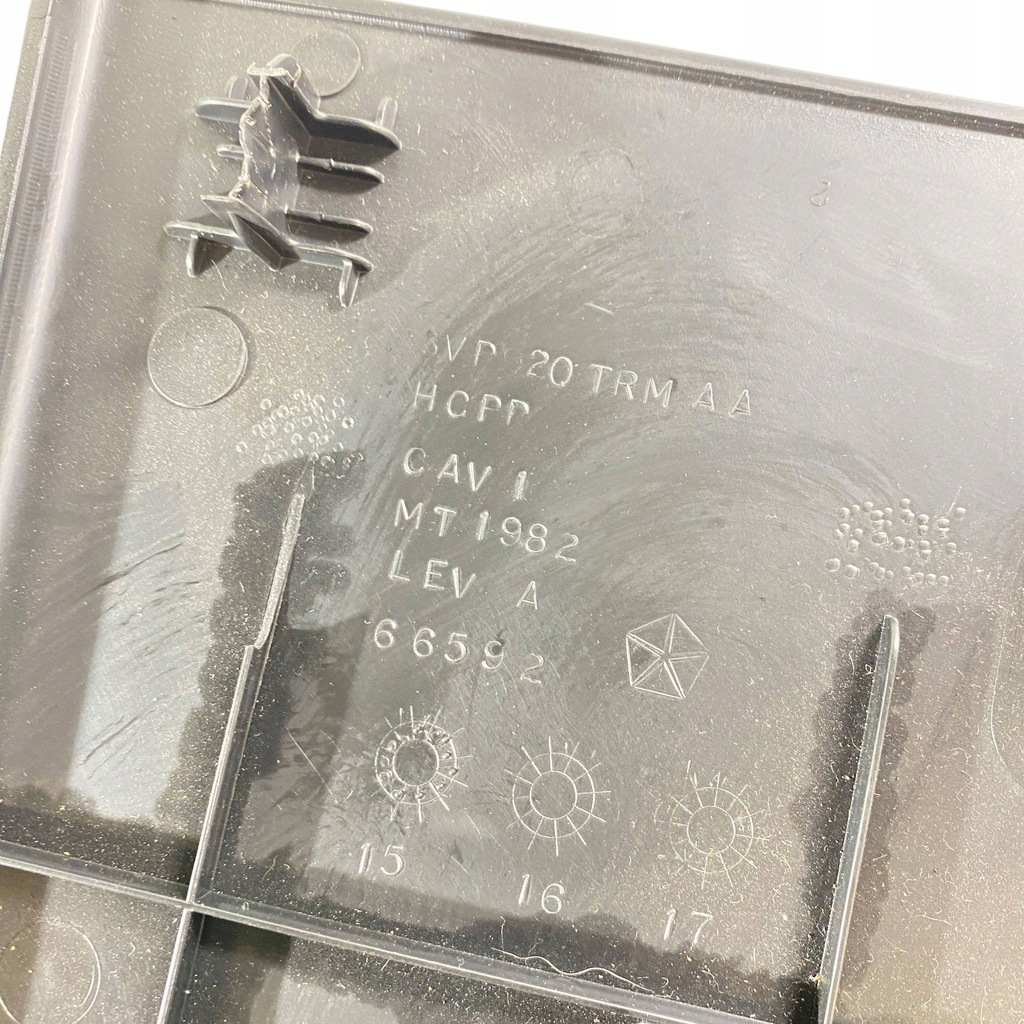 фото №9, Jeep grand cherokee 2019 обшивка стійок