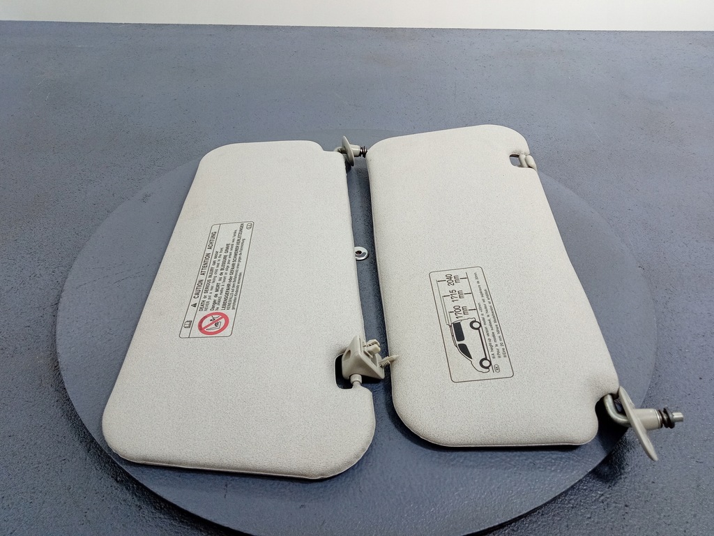 фото №3, Yaris verso защита солнцезащитные козырьки 2 szt