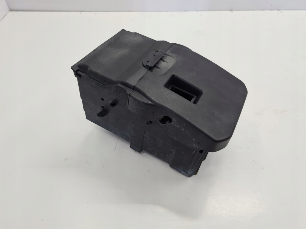 фото №1, Ford focus mk3 корпус аккумулятор 1.6tdci