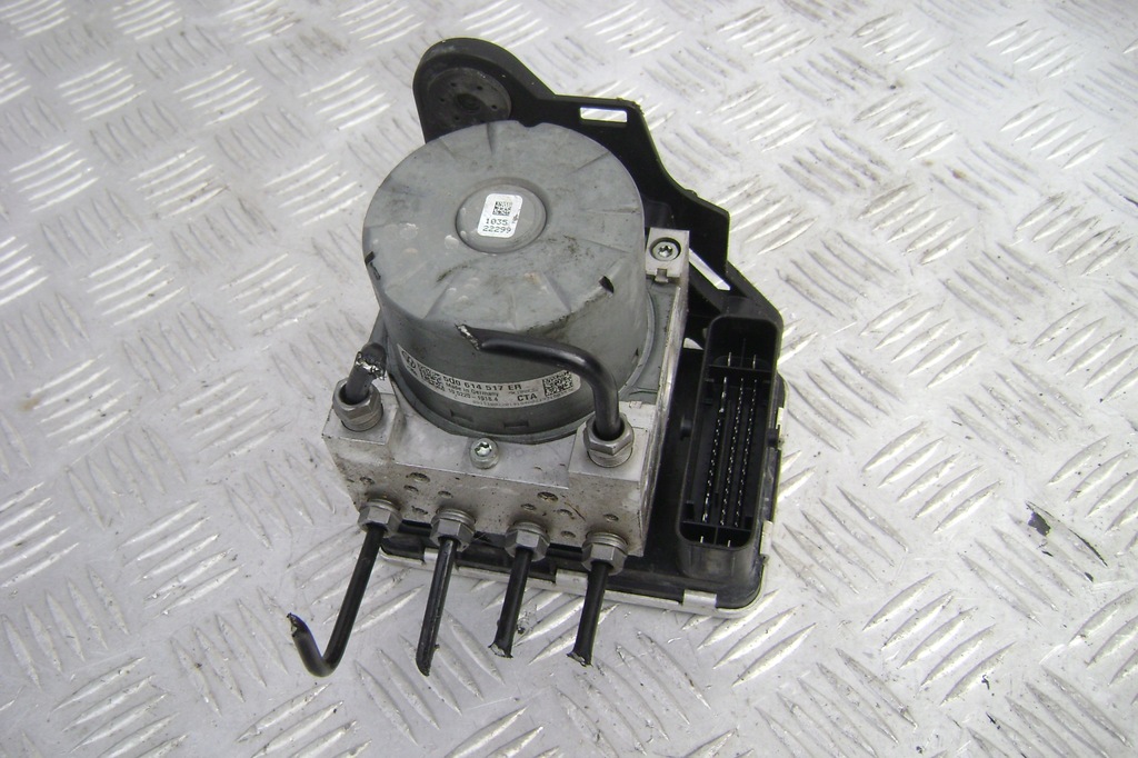 фото №1, Vw t-roc - насос abs 5q0614517er