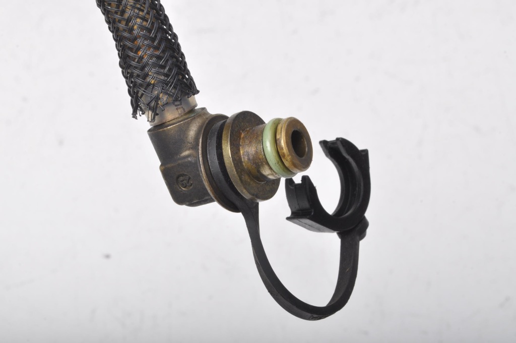 фото №5, Volvo s60 i v70 ii xc70 i трубка шланг топлива