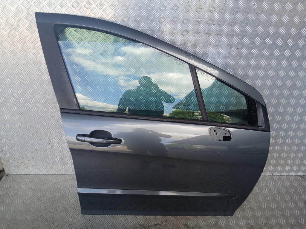 Купить Peugeot 308 t7 sw дверь правая  перед 5d kol ktpd 2009r