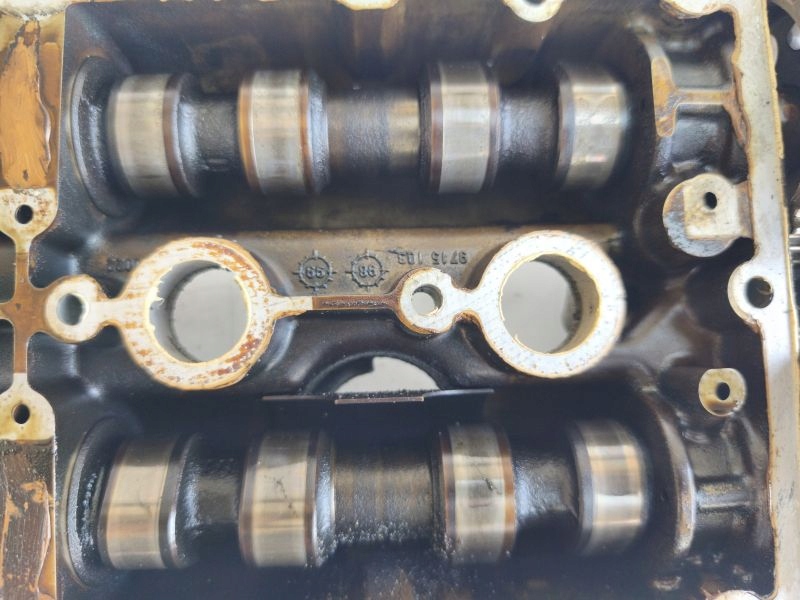 фото №7, Крышка клапанов seat ibiza skoda fabia vw golf iv 1.4 16v 036103475n