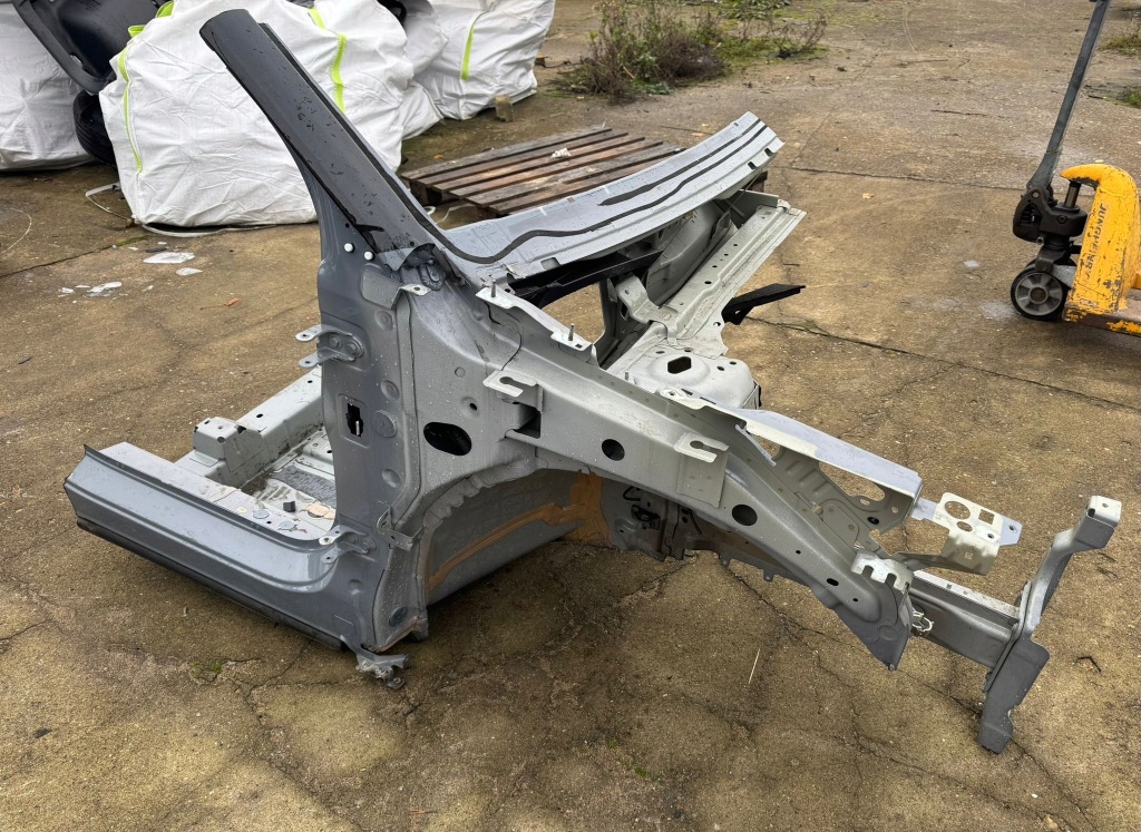 Купить Opel grandland ii 2024-25 четверть перед правая