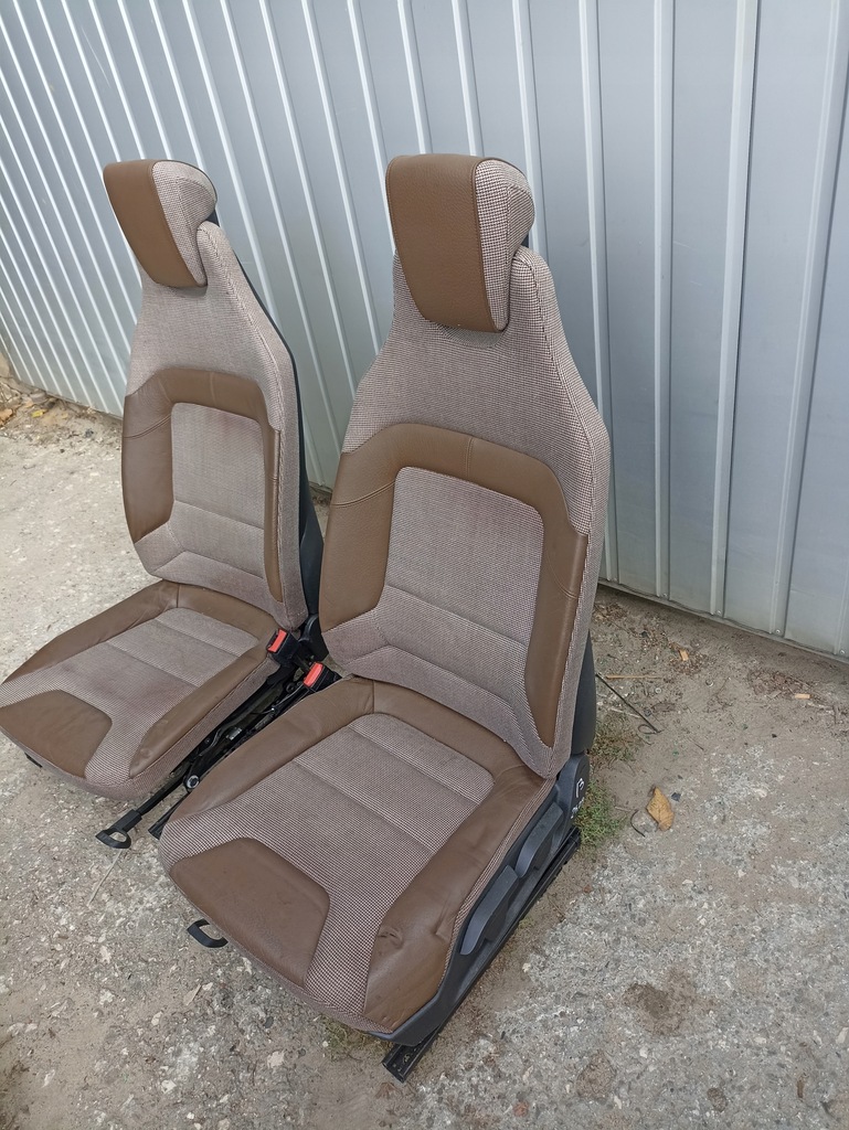 фото №8, Bmw i3 l01 сидіння заднє сидіння