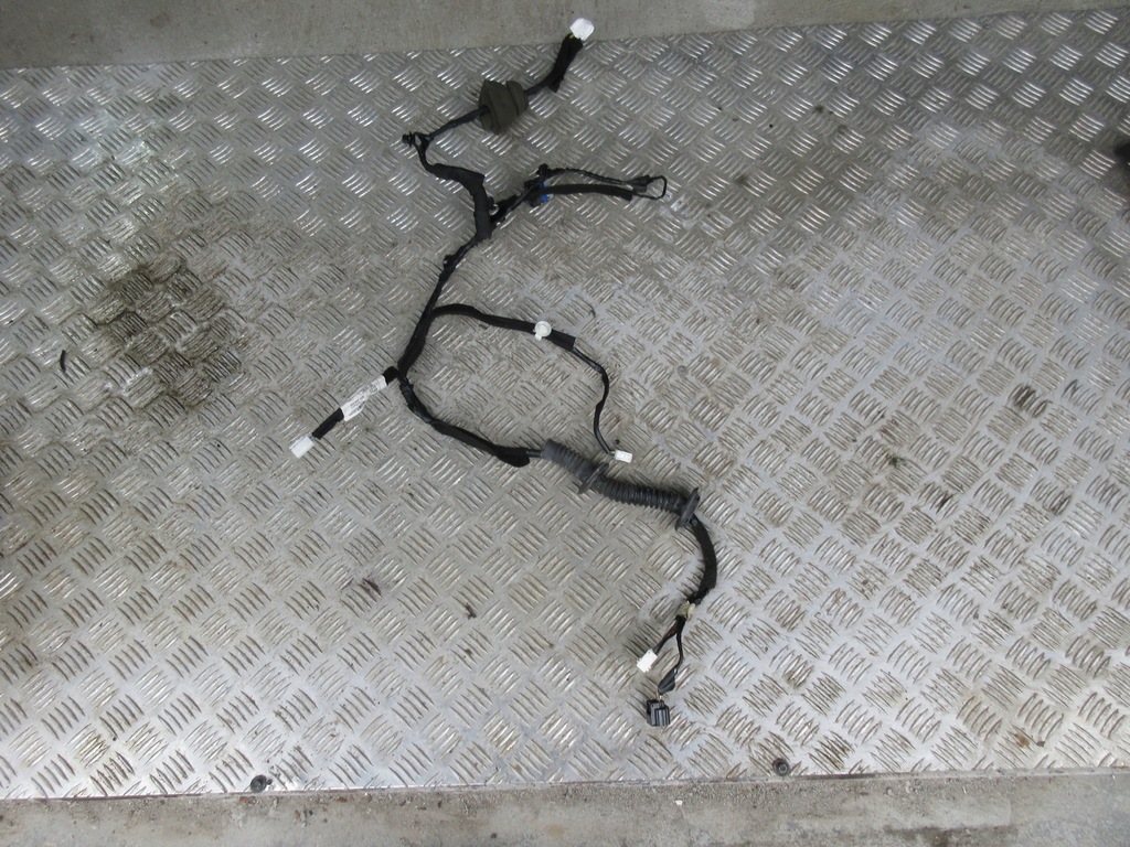 фото №1, Dacia duster i lift жгут дверь левый перед