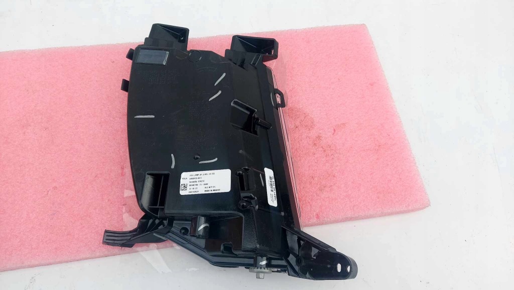 фото №4, Tesla model s протитуманна фара led drl лівий новий оригінальний номер 1476