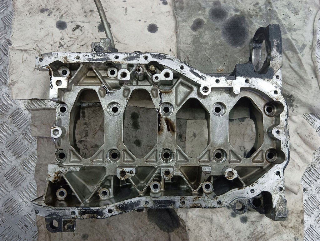 фото №16, Mitsubishi outlander 2013 блок двигуна