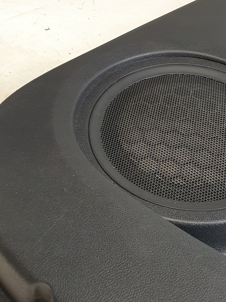 фото №6, Обивка обшивка правый задняя renault clio iii 5d 05r.