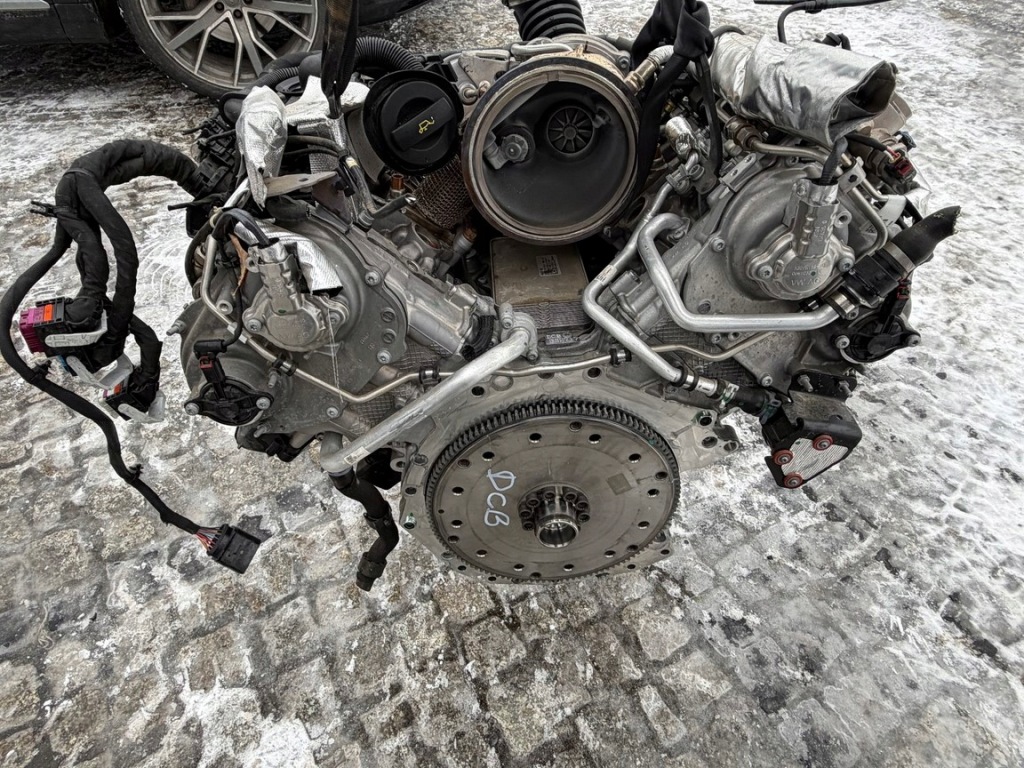 Двигатель комплектный  dcb dcbe 3.0 tfsi audi q7 4m q8 porsche cayenne 9y Киев