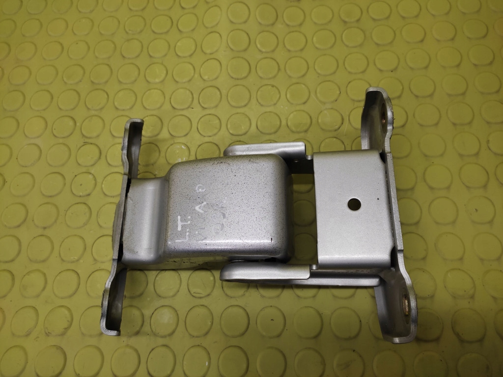 фото №1, Opel vivaro петля двері лівий задня