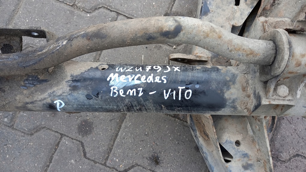 фото №1, Подрамник перед mercedes bens -vito 00r