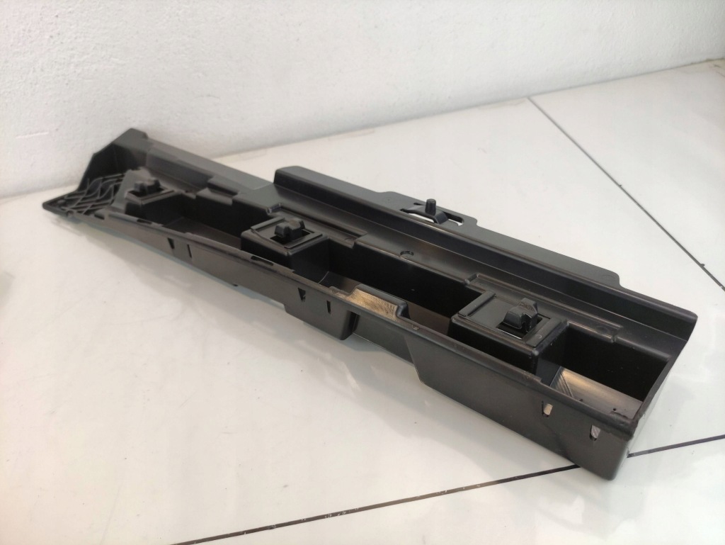 Bmw 3 f30 f35 кронштейн  порог правый  7256920 Киев