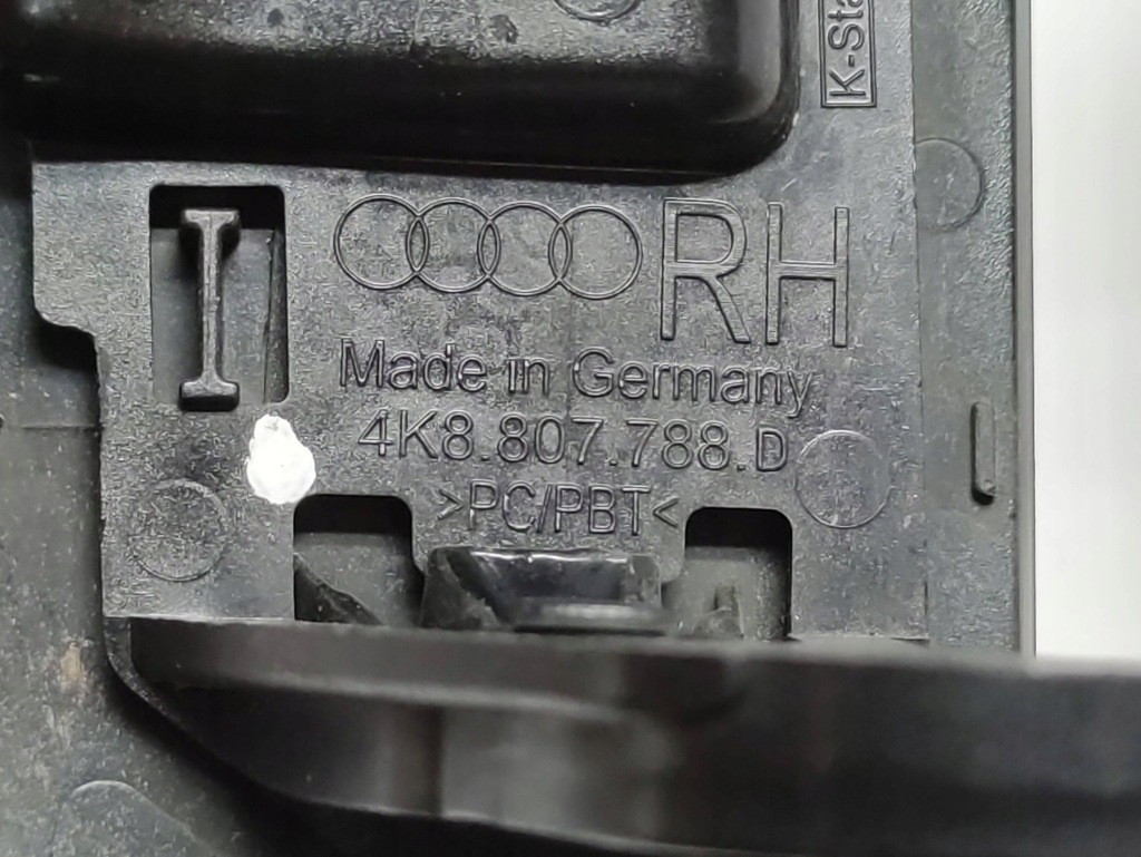 Audi a7 18- заглушка распылителя лампы правый перед 4k8807788d Киев