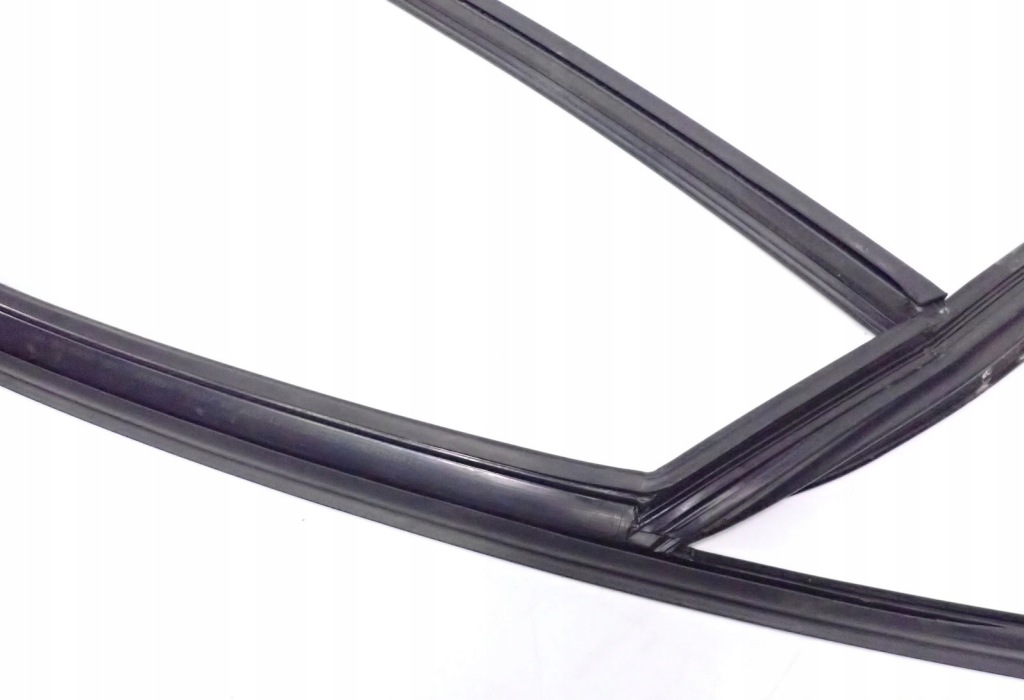 фото №10, Направляющая прокладка стекло 4h0837432a audi a8 d4