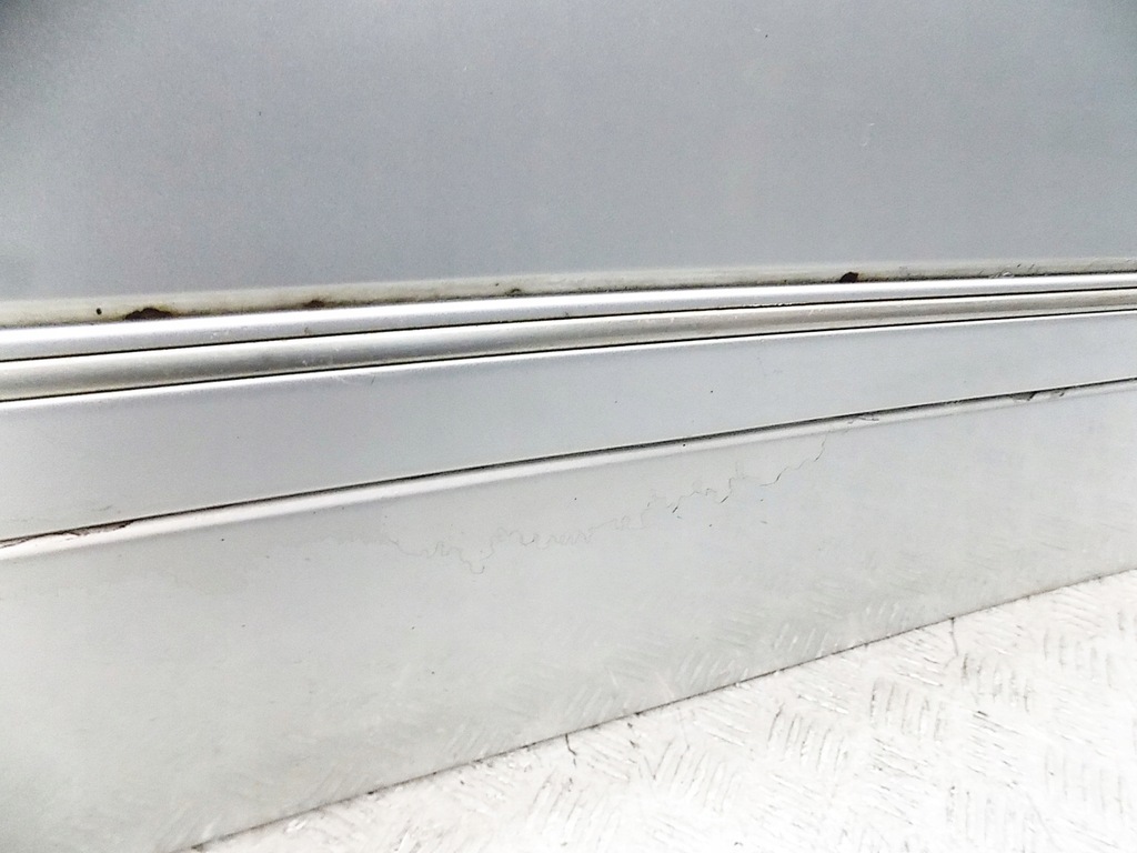 фото №3, Дверь правое перед - mercedes r-klasa w251 c775