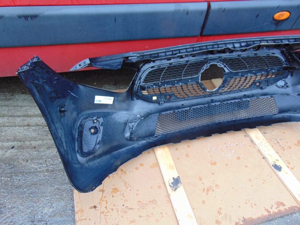 Бампер перед mercedes w177 a1778853600 решётка  решётка радиатора Оригинал