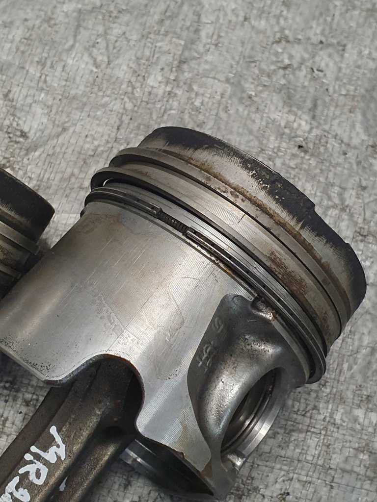 фото №12, Шатун i поршень 1szt. opel vivaro a 11r. 2.5d