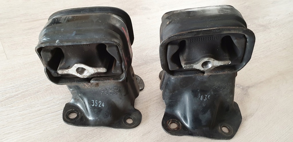 фото №1, Подушка кронштейн двигателя jeep grand cherokee 4,7 wk