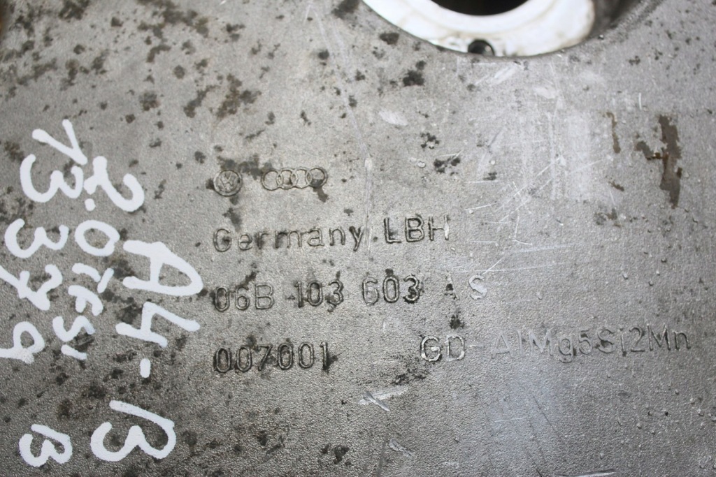 Купити Піддон масляна 06b103603as a4 b7 bwe 2.0 tfsi