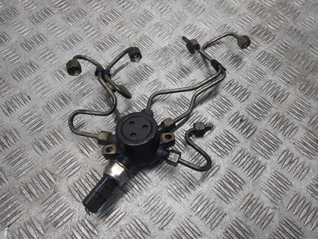 фото №1, Распределитель топлива renault scenic ii 1.5 dci 8200057345 r9144z010d