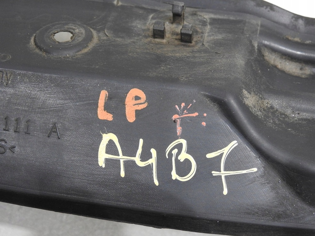 фото №6, Шумоизоляция крыла левый перед audi a4 b7