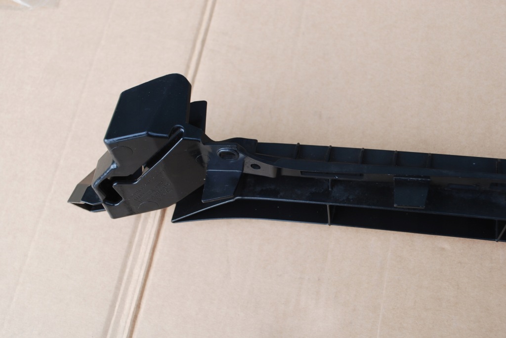 Audi 4g0807683c a6 c7 4g0 решётка средняя бампера Киев