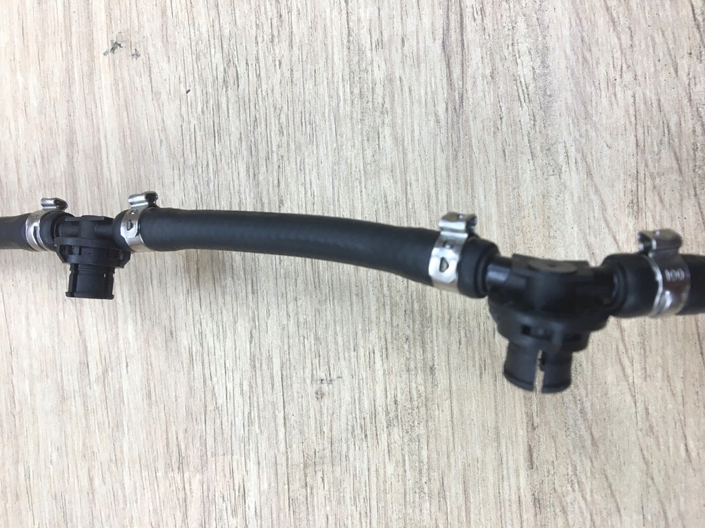 фото №9, Шланг сливной a6420701332 do mercedes w463 w203 w211 w209 a209 3.0 cdi