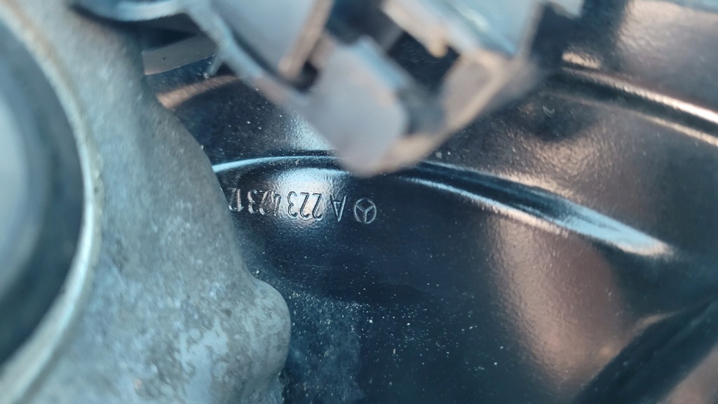 фото №10, Mercedes eqe w295 350+ 23r поворотный кулак правая задняя a2973560100