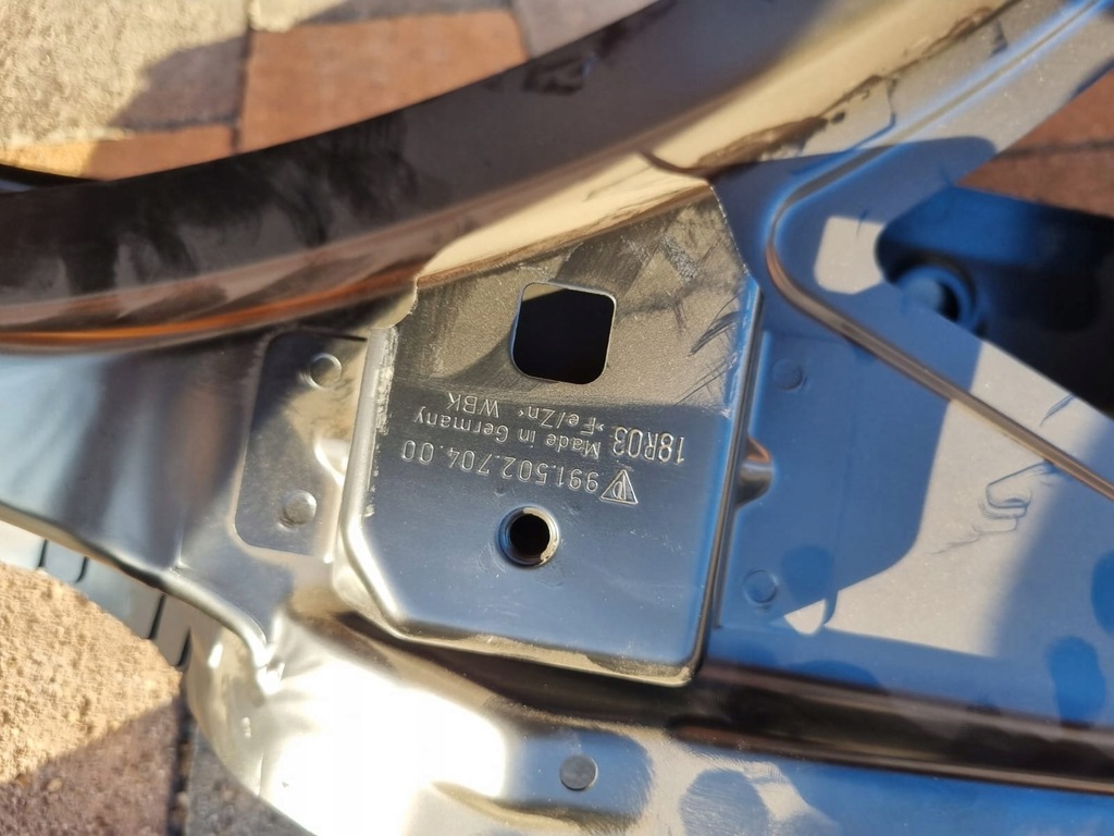 фото №9, Четверть обшивка правый задняя porsche 991 911 11-17