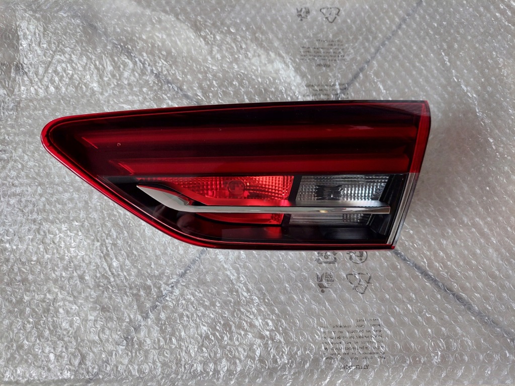 Фара - правий задній - кришка багажника - led - opel insignia b 2 - hb Доставка