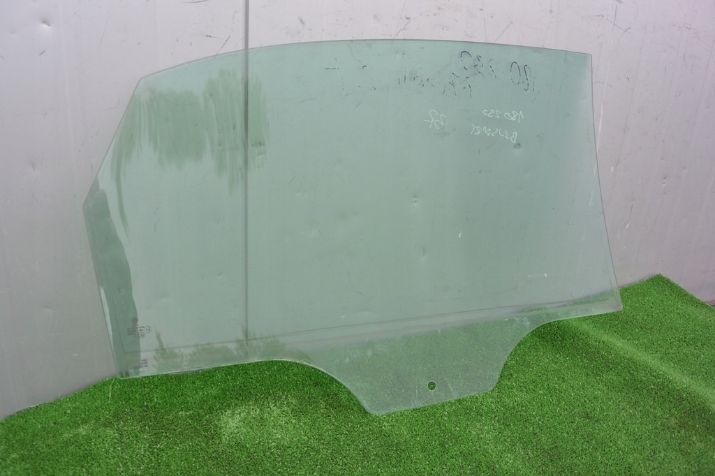 фото №12, Стекло дверь правая задняя vw passat b7 usa 2012 / 2013