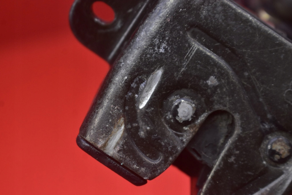 фото №9, Замок крышки задняя багажника hyundai tucson 1 i 04-10