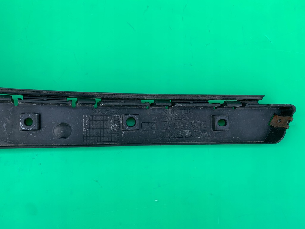 фото №8, Направляющая бампера заднего правый volvo v50 kombi 04-