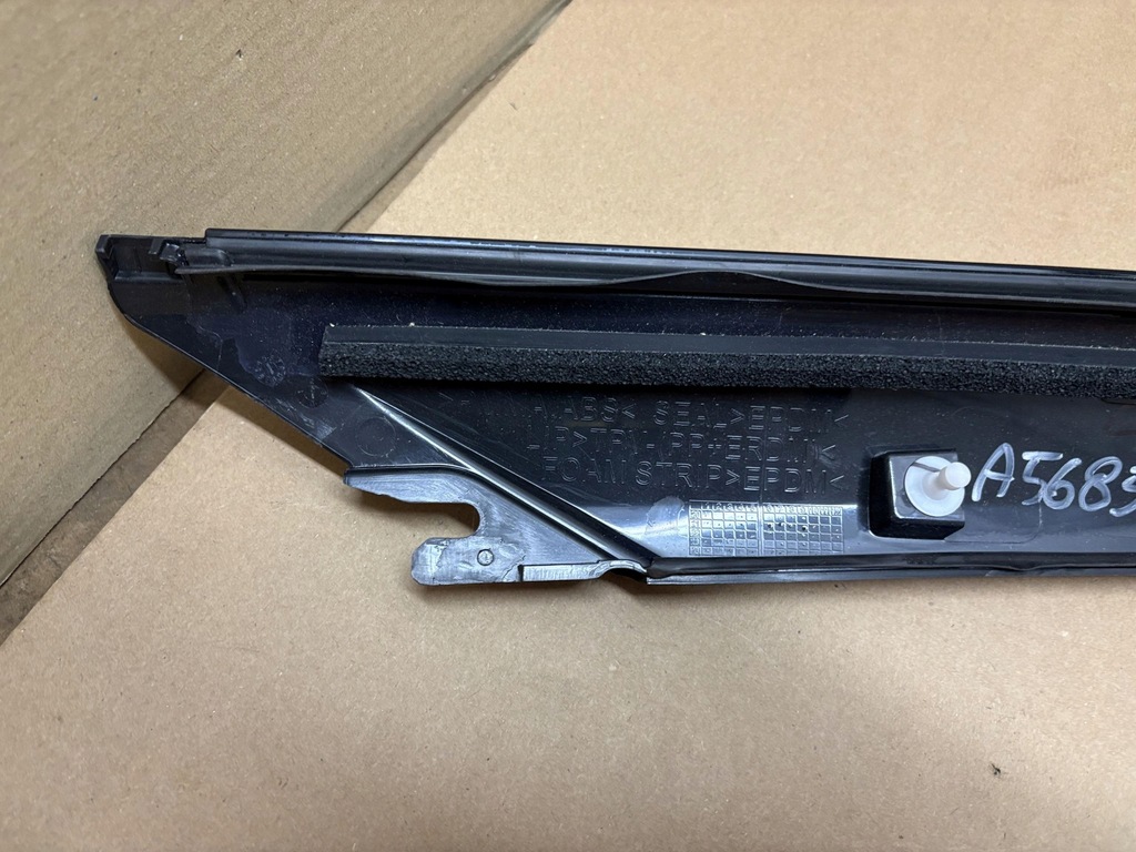 фото №8, Nissan x-trail t33 iv молдинг стекло лобовое правая 768366ra0a