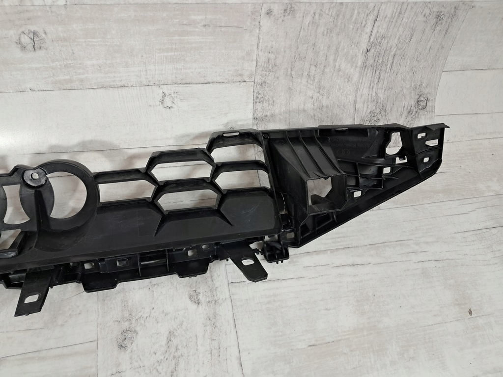 фото №8, Audi a3 8y підсилювач решітка решітка бампера перед 8y0853949