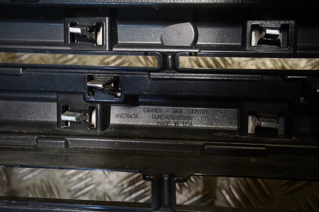 фото №12, Chevrolet suburban tahoe high country 2021 - решітка радіатора перед решітка радіатора хром usa