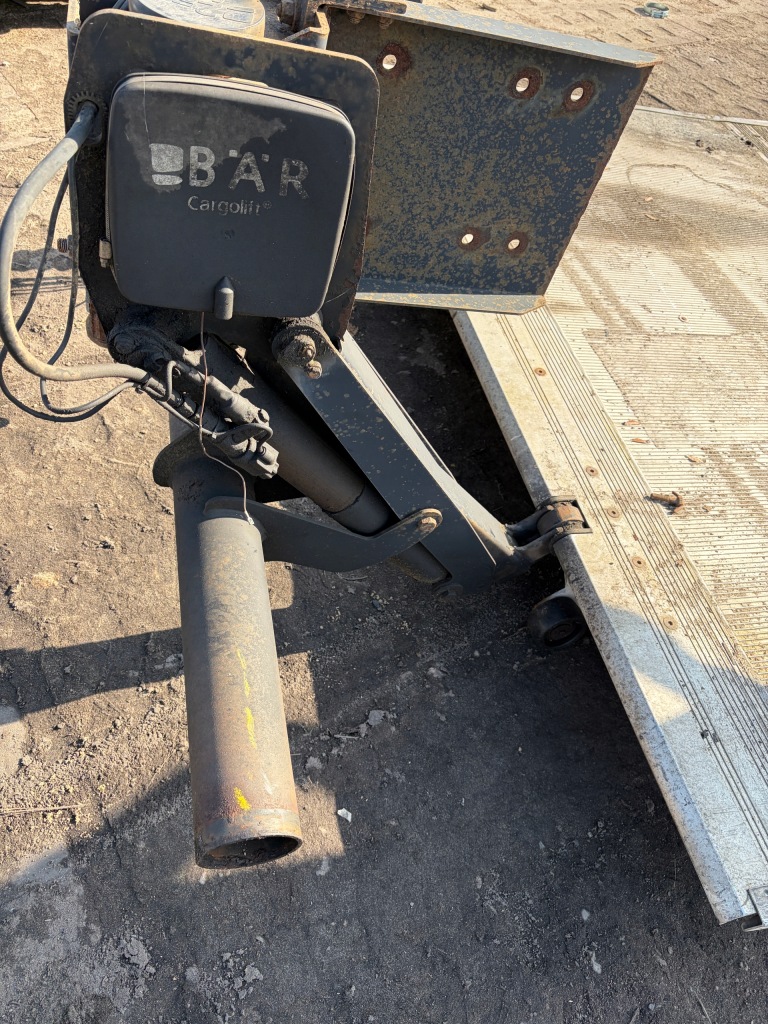 Подъемник погрузочный под контейнер полоса cargolift bc 1000s2 1000kg 2005r 200полоса Оригинал