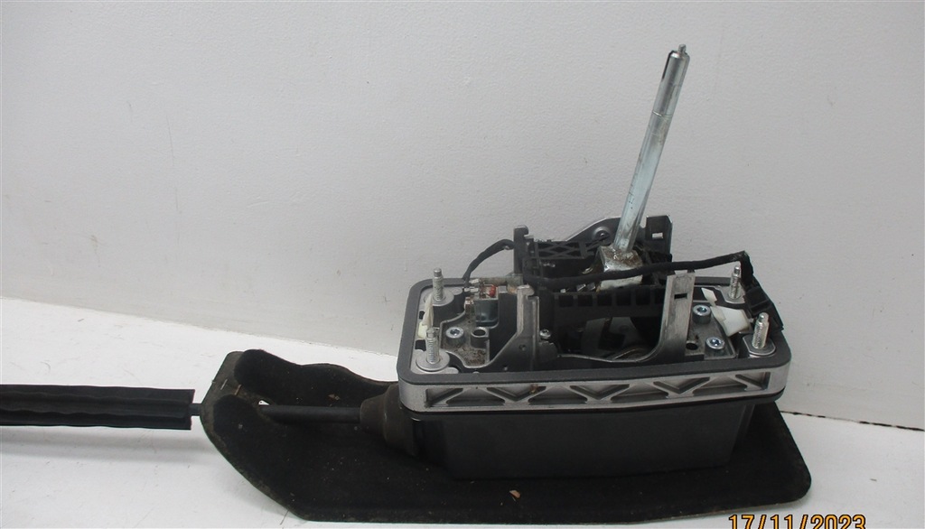фото №5, Выборщик домкрат рычаг переключения передач vw phaeton 3d автоматическая коробка передач eu