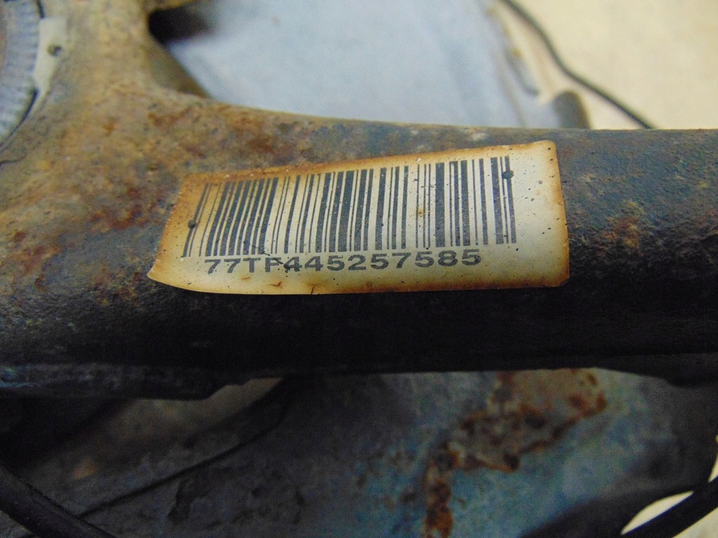 фото №10, Поворотный кулак ступица правая перед peugeot 508 i 1.6 hdi