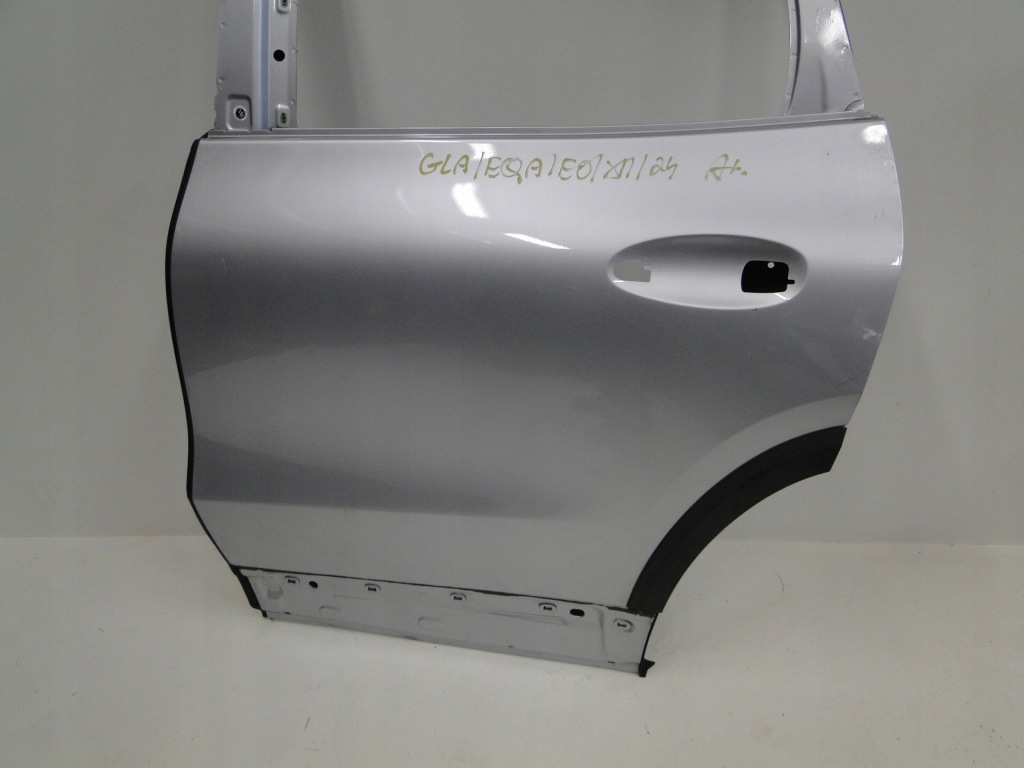 Mercedes gla 247 eqa 243 двері задні ліва a2477305901 Київ