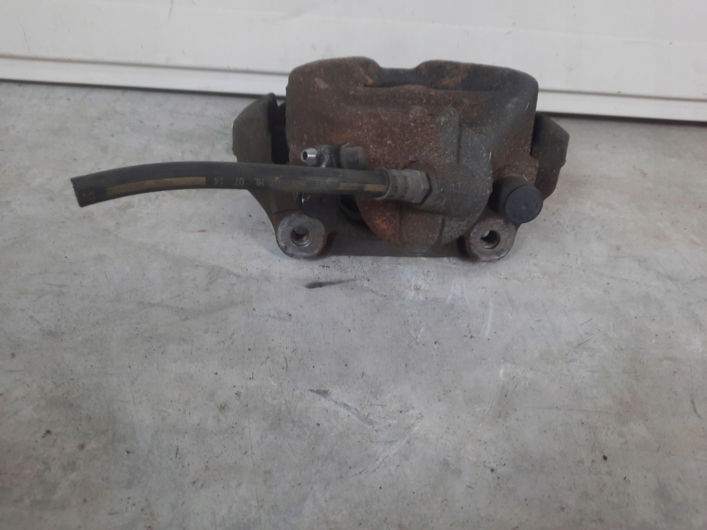 фото №5, Суппорт тормозной правый перед bmw x1 e84 2.0d