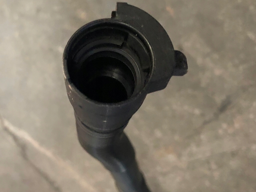 фото №12, Фільтр паров поглинач протікання 16117439920 2pin do bmw x7 g07 lift