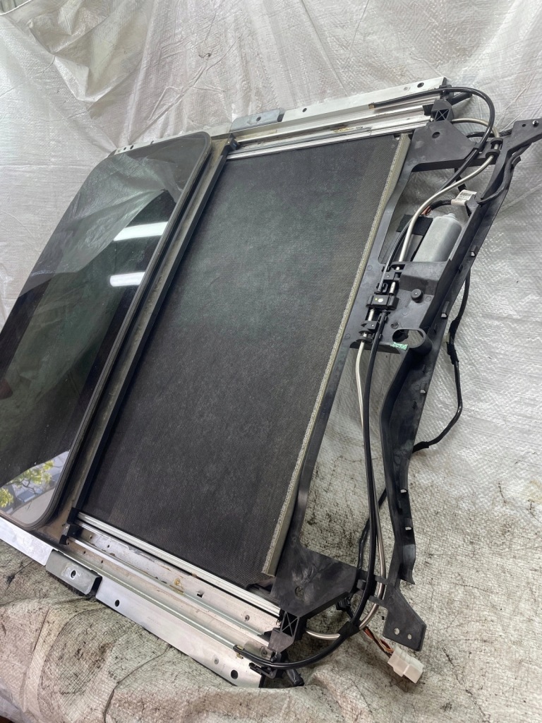 фото №8, Jeep grand cherokee wk 05-10 люк 30004353