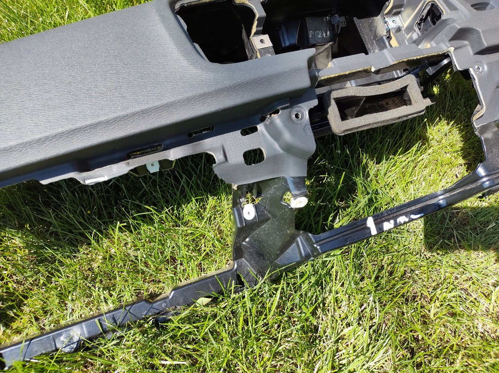 фото №16, Volvo s60 13- панель приладів консоль панель приладів uk