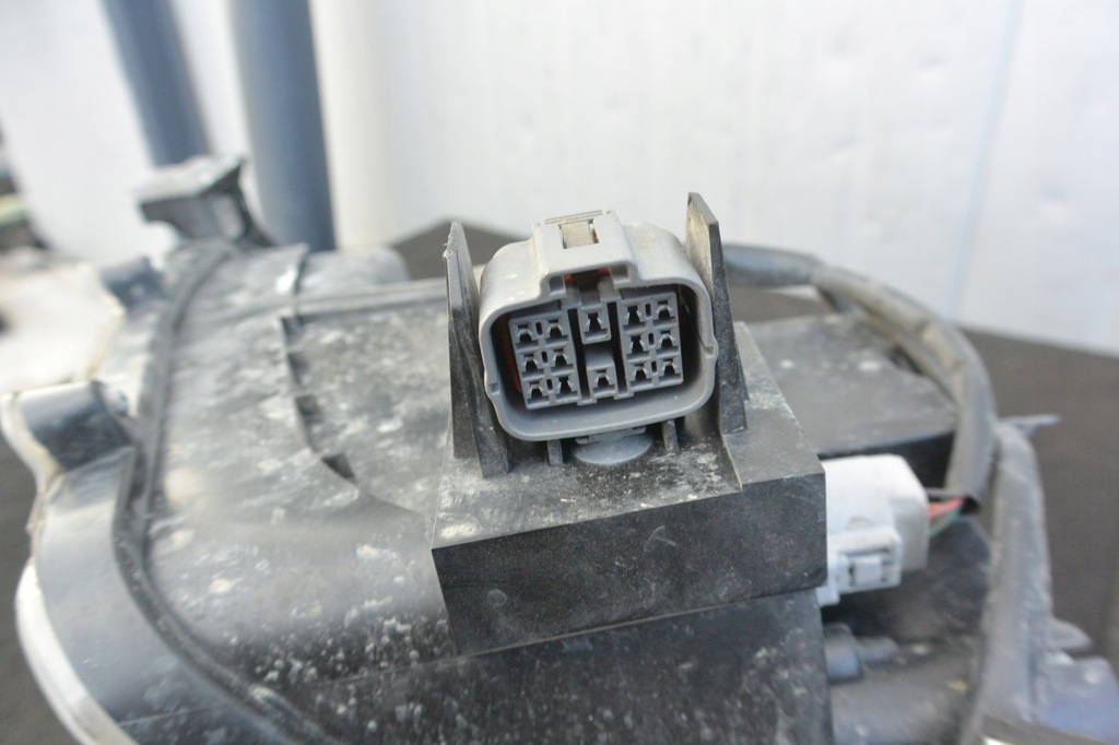 фото №12, Mazda cx9 tc ii 16- лампа правая перед led usa