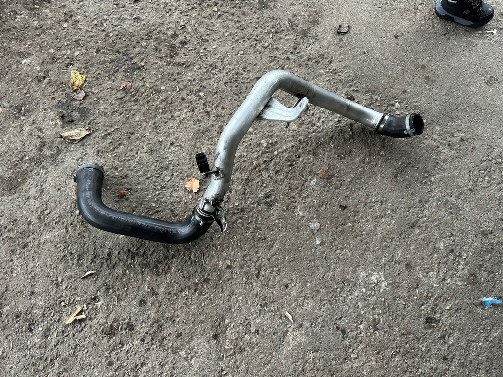 фото №1, Шланг труба интеркулер volvo v40 ii 1.6 d2 31370340