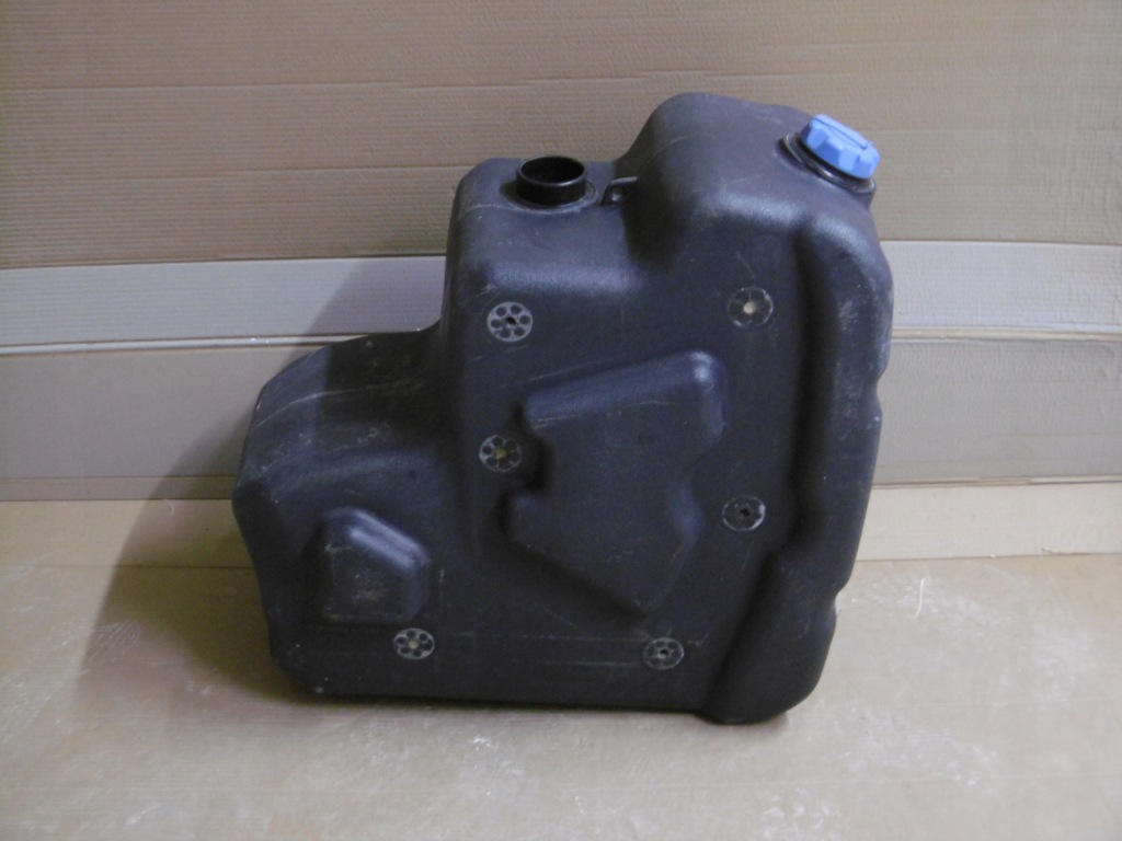 Купити Бак adblue volvo fh 4 21645367